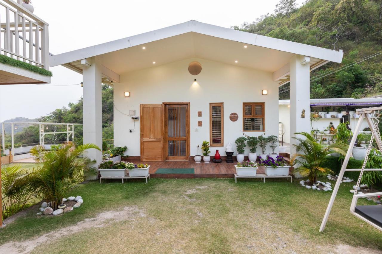 Saffronstays Mystic Homes, Dehradun Buitenkant foto